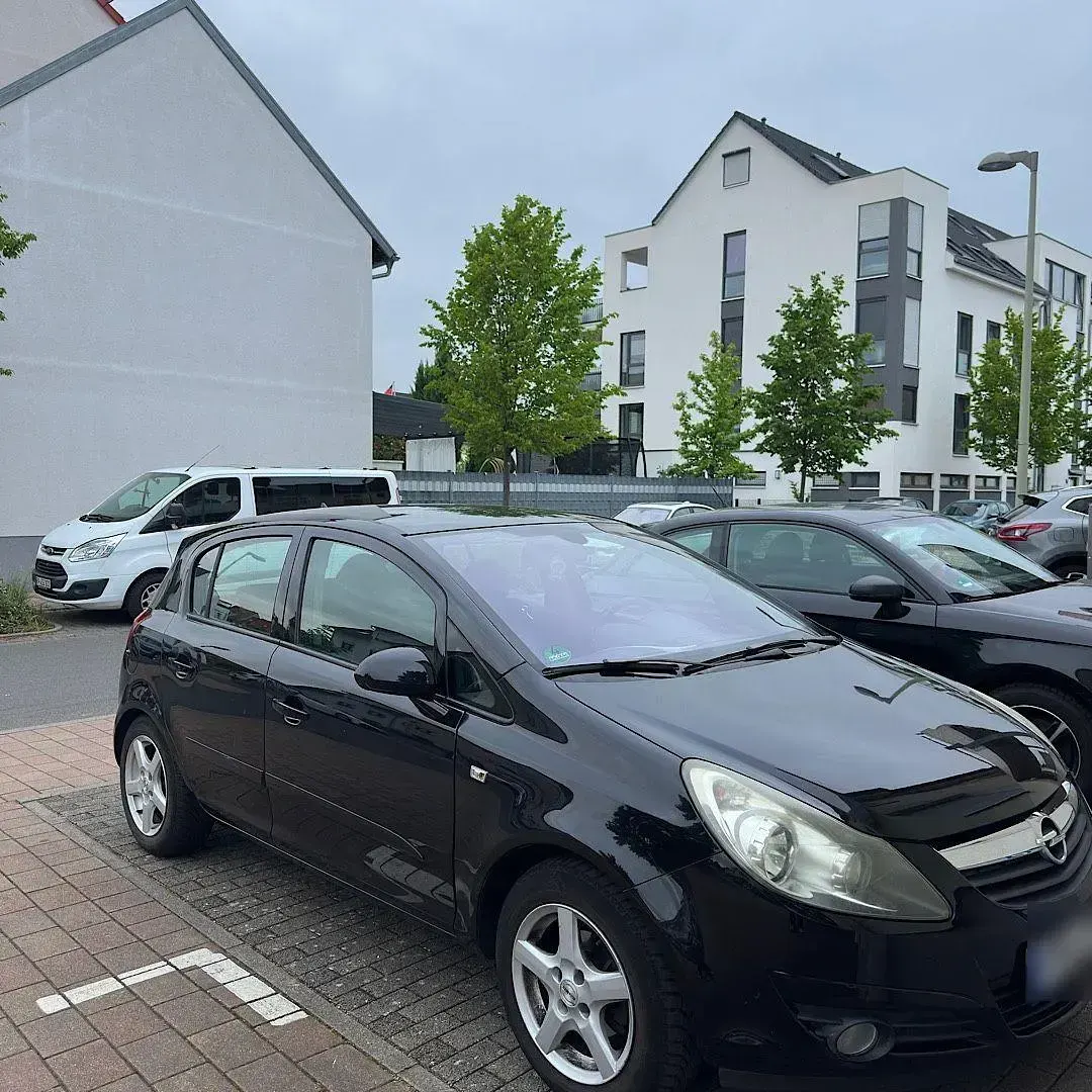 Gebraucht Opel Corsa Sport 90 PS (66 kW) 2007 Schwarz Kleinwagen