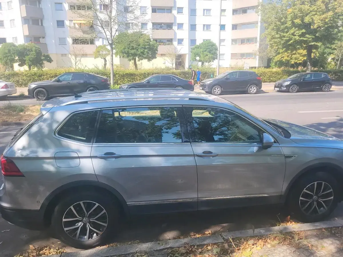 Gebraucht VW Tiguan Allspace 150 PS (110 kW) 2019 Silber SUV