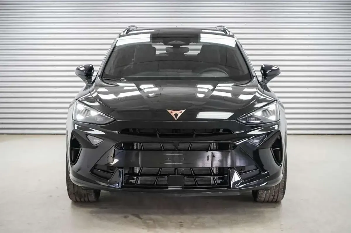 Neu Cupra Formentor 150 PS (110 kW) 2026 Midnight black metall... SUV