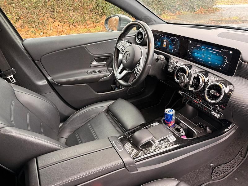 Gebraucht Mercedes A250 224 PS (164 kW) 2018 Grau Kleinwagen