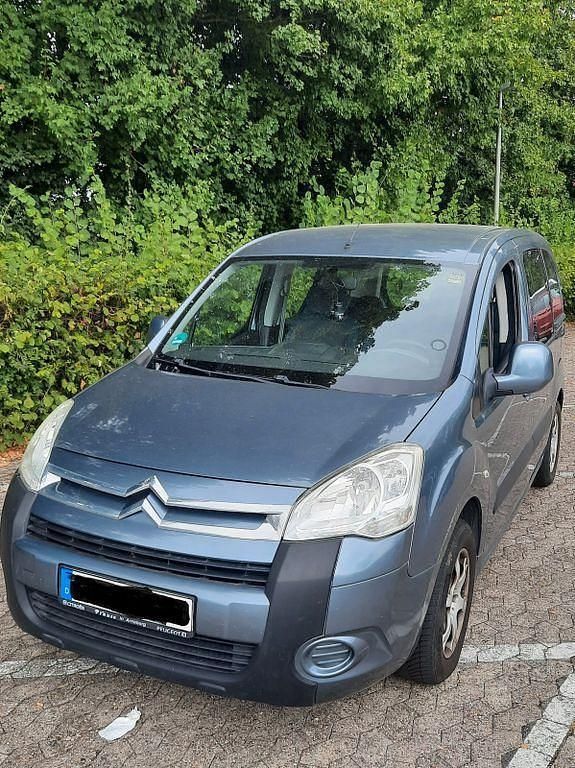 Grau Gebraucht 2009 Citroën Berlingo Van / Kleinbus | 6.999 € (Teuer) - Bild 1/4