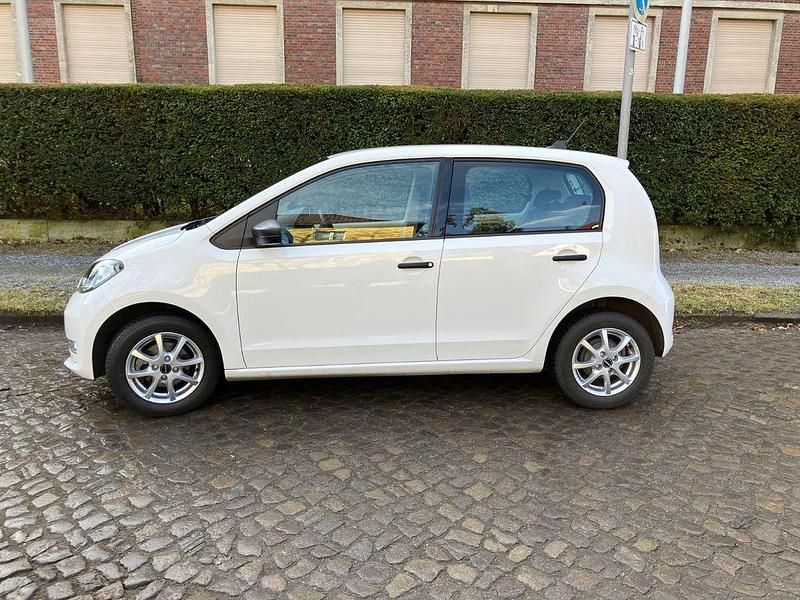 Gebraucht Skoda Citigo-e IV Ambition 61 kW (83 PS) 2020 Weiß Kleinwagen