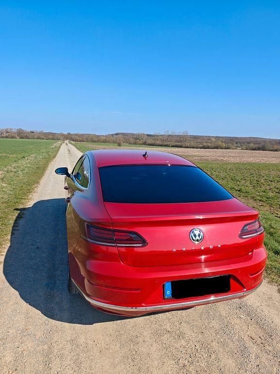 Gebraucht VW Arteon Elegance 150 PS (110 kW) 2019 Rot Kleinwagen