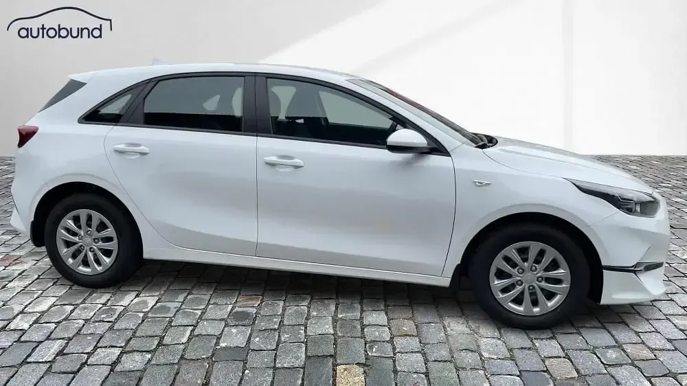 Nowe Kia Ceed Best 140 KM (102 kW) 2025 Biały Hatchback