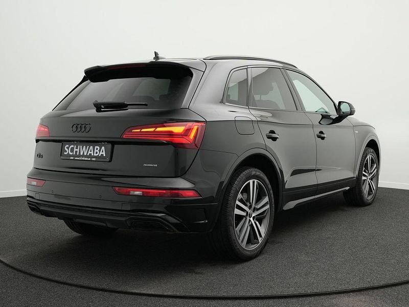 Gebraucht Audi Q5 S-Line 367 PS (269 kW) 2022 Mythosschwarz metallic SUV
