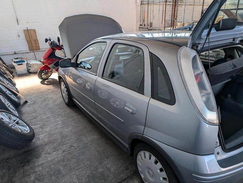 Gebraucht Opel Corsa 80 PS (58 kW) 2006 Kleinwagen