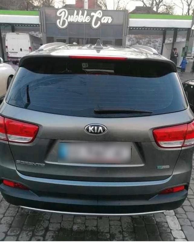 Gebraucht Kia Sorento 199 PS (146 kW) 2016 Grau SUV