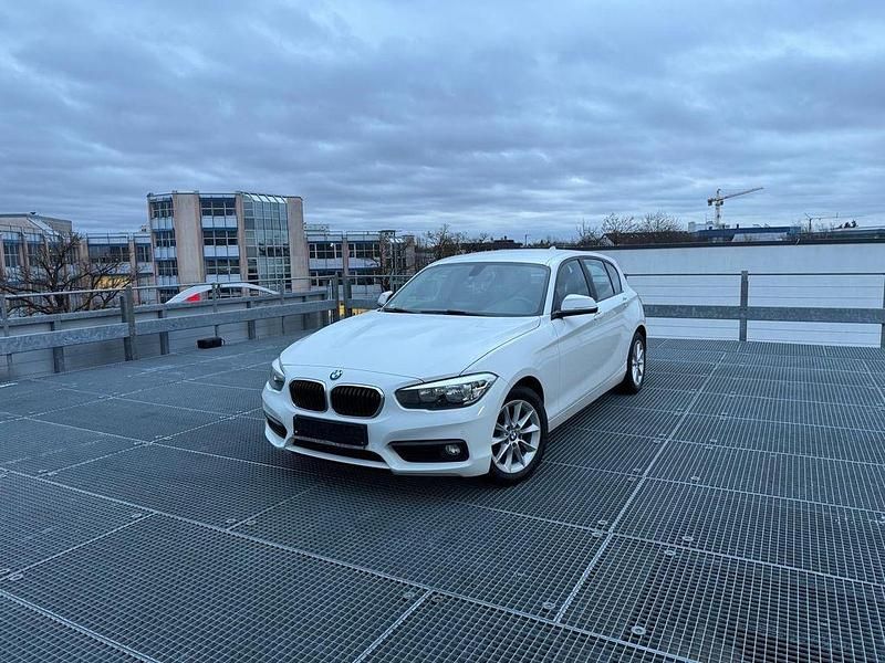 Gebraucht BMW 118 136 PS (100 kW) 2018 Weiß Kleinwagen
