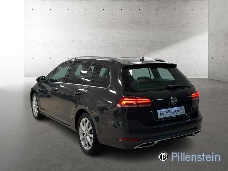 Gebraucht VW Golf VIII Highline 150 PS (110 kW) 2021 Grau Kombi