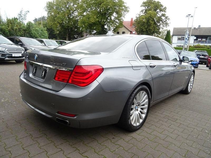 Gebraucht BMW ActiveHybrid 7 449 PS (330 kW) 2011 Grau Limousine