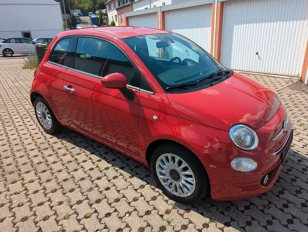 Gebraucht Fiat 500 Lounge 69 PS (50 kW) 2019 Rot