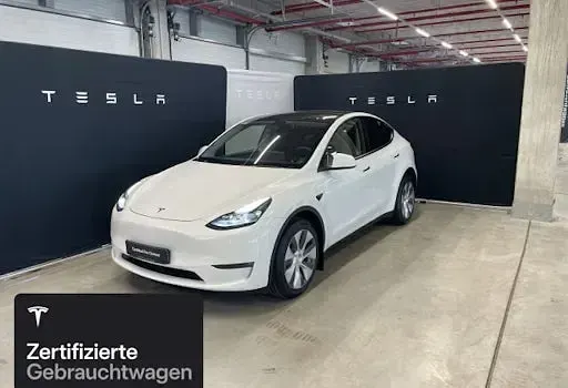 Gebraucht Tesla Model Y 273 kW (372 PS) 2023 Weiß SUV