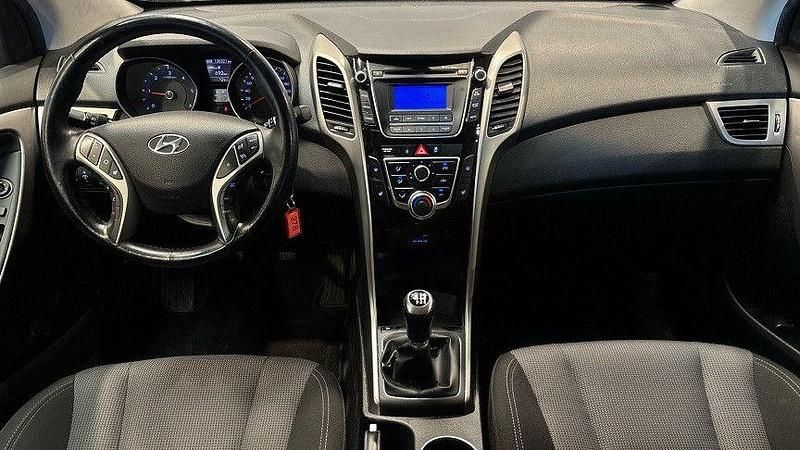 Gebraucht Hyundai i30 2015 Schwarz Limousine