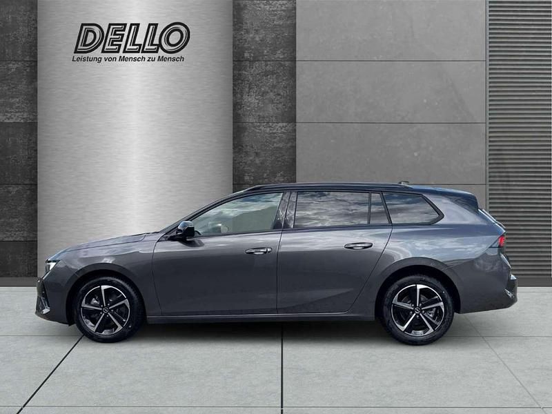 Neu Opel Astra 131 PS (96 kW) 2025 Vulkan grau Kombi