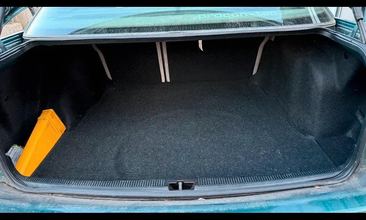 Gebraucht Audi 80 Basis 90 PS (66 kW) 1992 Grün Limousine