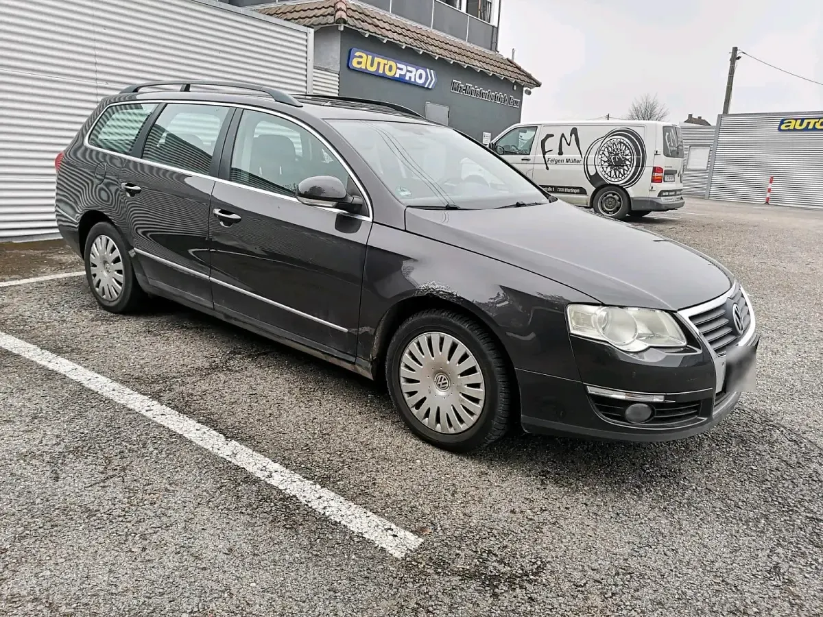 Gebraucht VW Passat 140 PS (102 kW) 2006 Braun Kombi