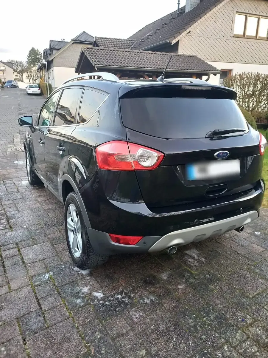 Gebraucht Ford Kuga 163 PS (119 kW) 2011 Schwarz SUV
