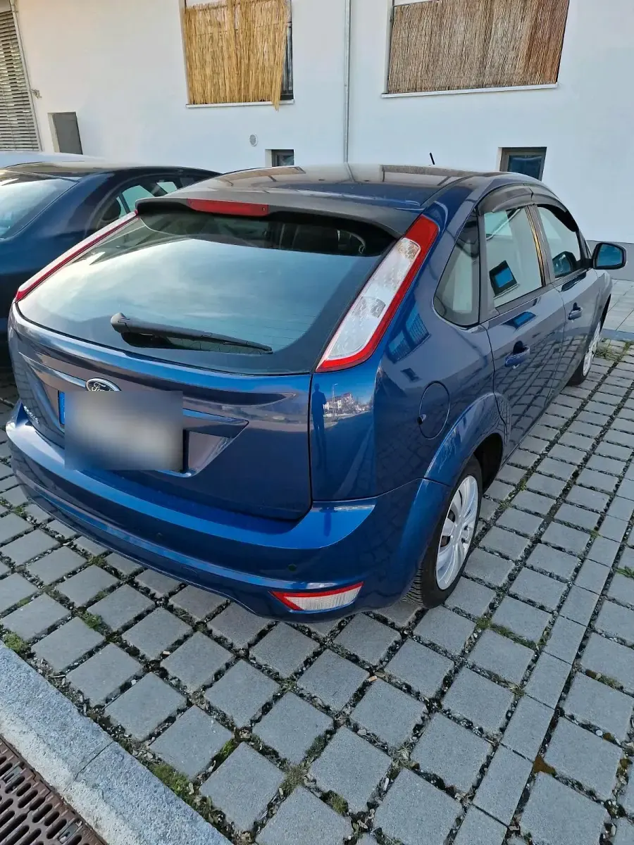 Gebraucht Ford Focus 101 PS (74 kW) 2008 Blau Limousine