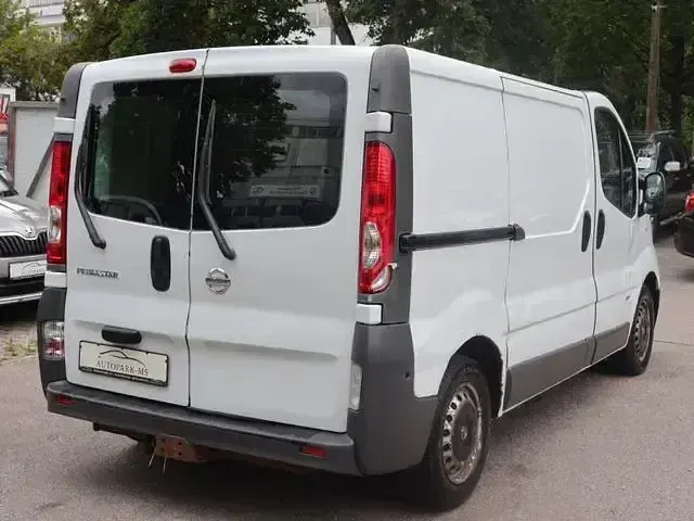 Gebraucht Nissan Primastar 114 PS (83 kW) 2012 Weiß Van / Kleinbus