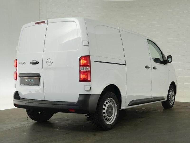 Gebraucht Opel Vivaro 144 PS (105 kW) 2024 Kaolin weiß Van / Kleinbus