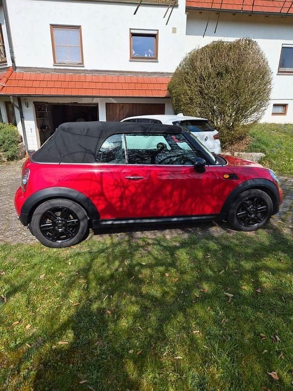 Gebraucht Mini Cooper 122 PS (89 kW) 2012 Rot Kleinwagen