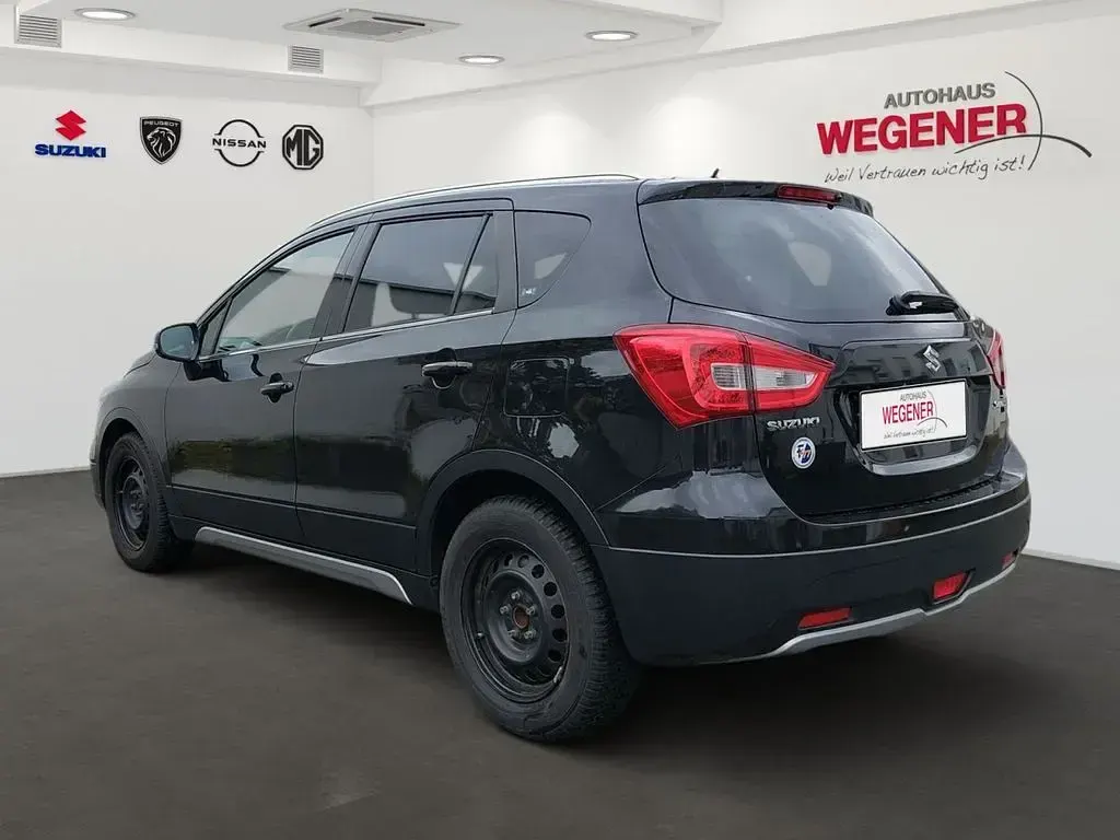 Gebraucht Suzuki SX4 S-Cross Comfort 111 PS (81 kW) 2019 Schwarz SUV