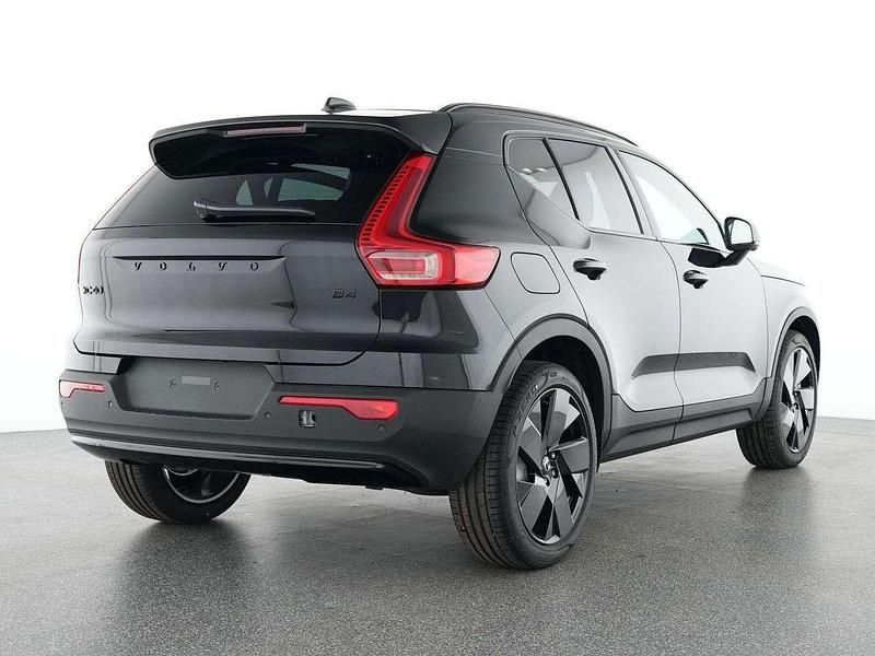 Gebraucht Volvo XC40 Plus 197 PS (144 kW) 2025 Schwarz SUV