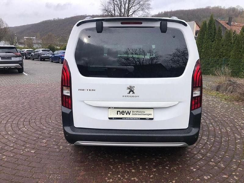 Gebraucht Peugeot Rifter Active 131 PS (96 kW) 2022 Weiß Van / Kleinbus