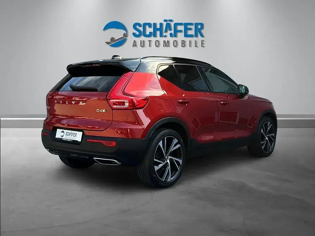 Gebraucht Volvo XC40 R-Design 190 PS (139 kW) 2019 Fusion red metallic SUV