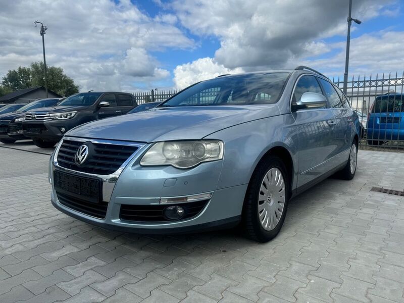 Blau Gebraucht 2007 VW Passat Comfortline Kombi | 1.599 € (Superpreis) - Bild 1/4