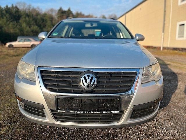 Second-hand VW Passat 140 CP (102 kW) 2007 Argintiu Break