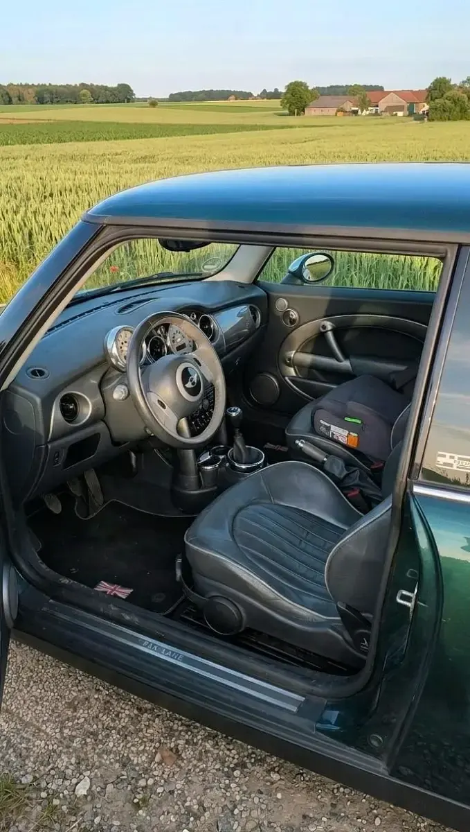 Second-hand Mini Cooper Coupé 90 CP (66 kW) 2006 Verde Coupe