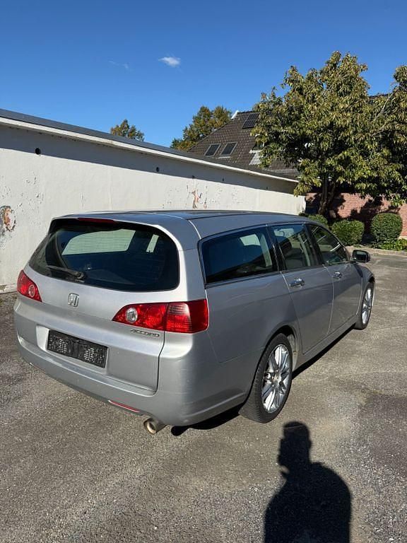 Gebraucht Honda Accord 155 PS (114 kW) 2007 Silber Kombi