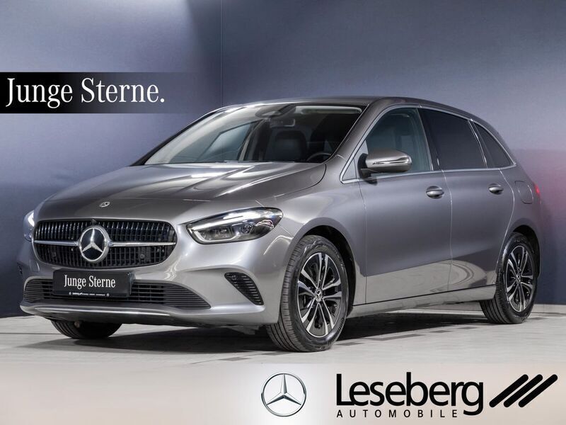 Mountaingrau Gebraucht 2023 Mercedes B200 Progressive Van / Kleinbus | 31.480 € (Etwas zu teuer) - Bild 1/4
