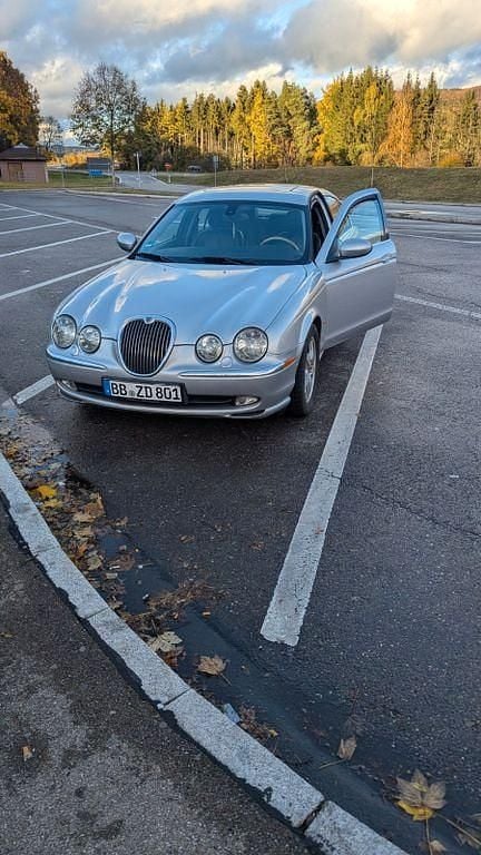 Silber Gebraucht 2002 Jaguar S-Type Executive Limousine | 4.500 € (Fairer Preis) - Bild 1/3