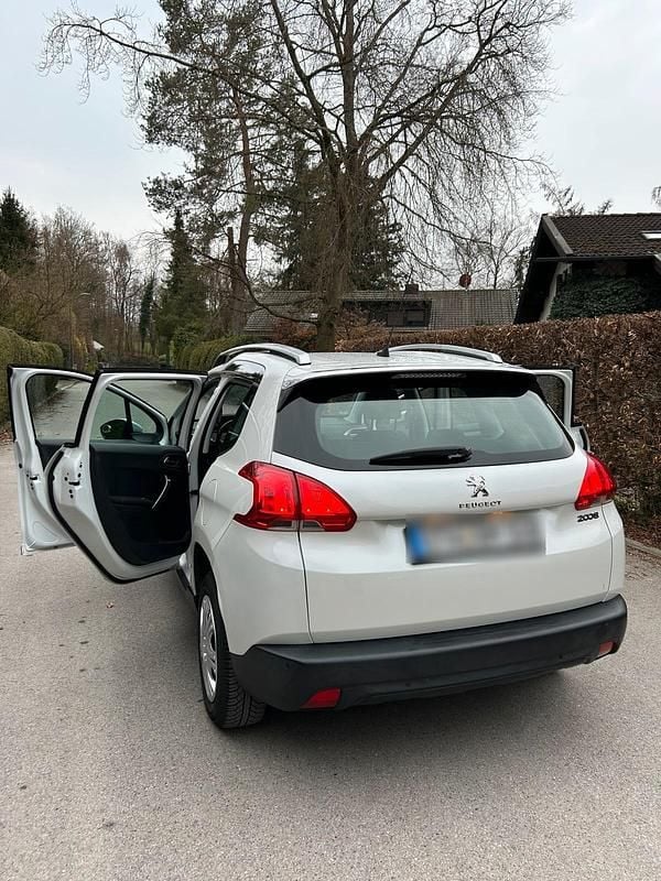 Gebraucht Peugeot 2008 68 PS (50 kW) 2014 Weiß SUV