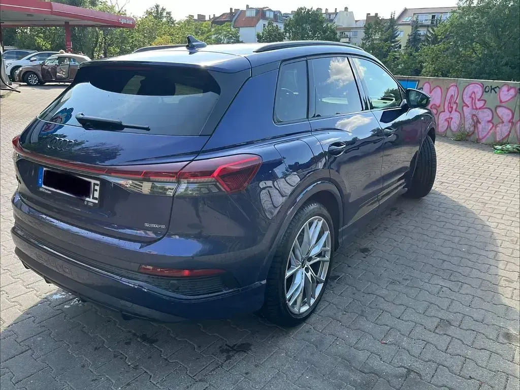 Gebraucht Audi Q4 e-tron Performance 219 kW (299 PS) 2022 Blau SUV