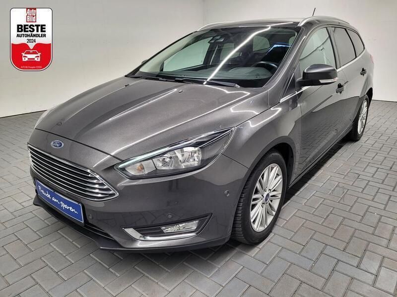 Gebraucht Ford Focus Titanium 120 PS (88 kW) 2018 Grau (grau) Kombi