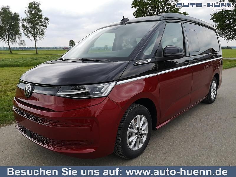 Deepblack perleffekt/fortanarot metallic Gebraucht 2024 VW T7 Highline Van | 72.930 € (Fairer Preis) - Bild 1/4