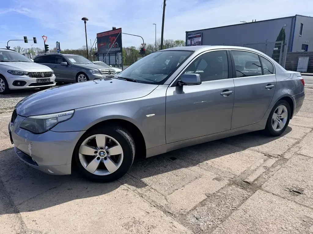 Usata BMW 525 218 CV (160 kW) 2006 Grigio Berlina