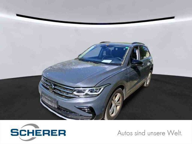 Delfingrau metallic (metallic) Gebraucht 2022 VW Tiguan Sport SUV | 38.880 € (Teuer) - Bild 1/4