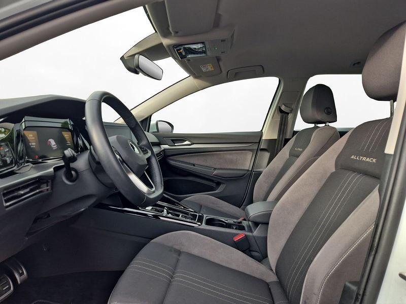 Gebraucht VW Golf Alltrack 200 PS (147 kW) 2023 Pure white Kombi