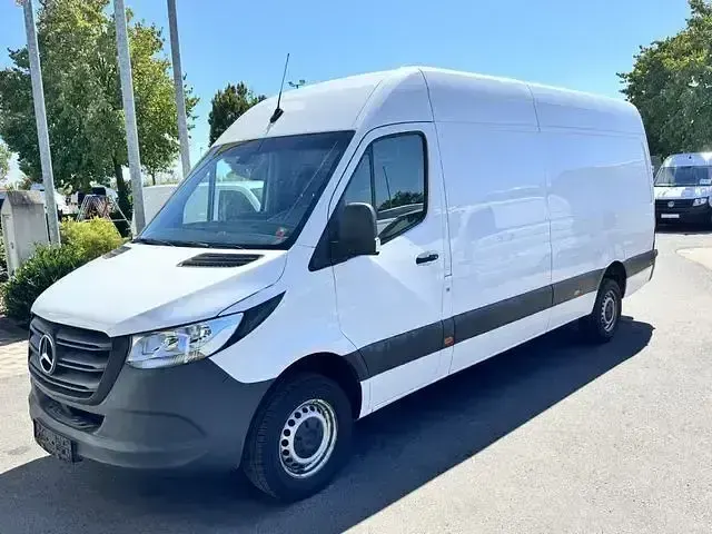 Gebraucht Mercedes Sprinter 170 PS (125 kW) 2022 Weiß Van