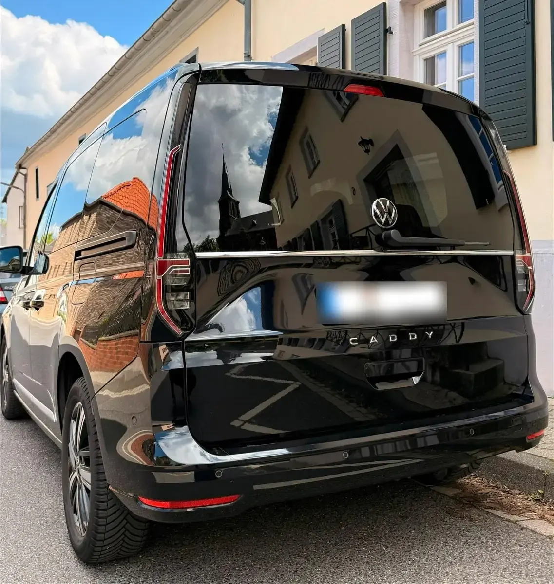 Gebraucht VW Caddy Style 122 PS (89 kW) 2021 Schwarz Van / Kleinbus