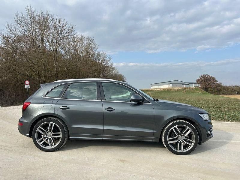 Gebraucht Audi SQ5 Comfort 313 PS (230 kW) 2014 Grau SUV