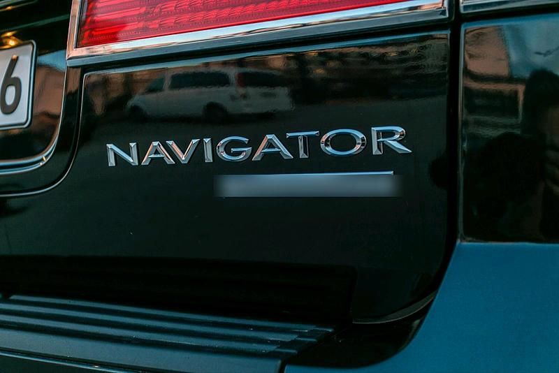 Gebraucht Lincoln Navigator 190 PS (139 kW) 2012 Schwarz SUV