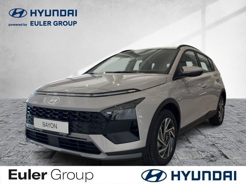Grau Gebraucht 2025 Hyundai Bayon Trend SUV | 21.990 € (Guter Preis) - Bild 1/4