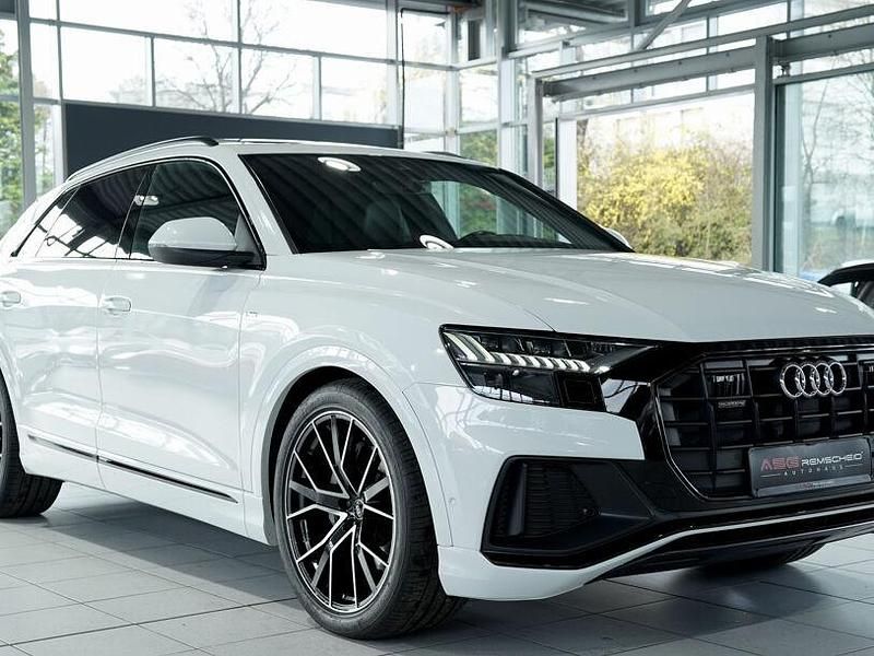 Gebraucht Audi Q8 S-Line 286 PS (210 kW) 2022 Weiß SUV