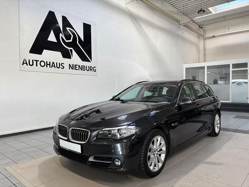 Gebraucht BMW 520 Sport Line 190 PS (139 kW) 2015 Grau Limousine