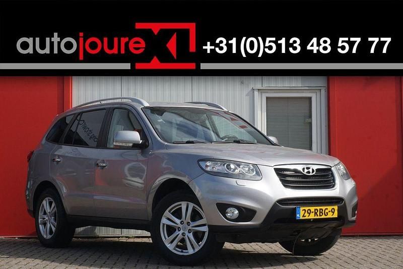Grau Gebraucht 2011 Hyundai Santa Fe Style SUV | 5.999 € (Fairer Preis) - Bild 1/4